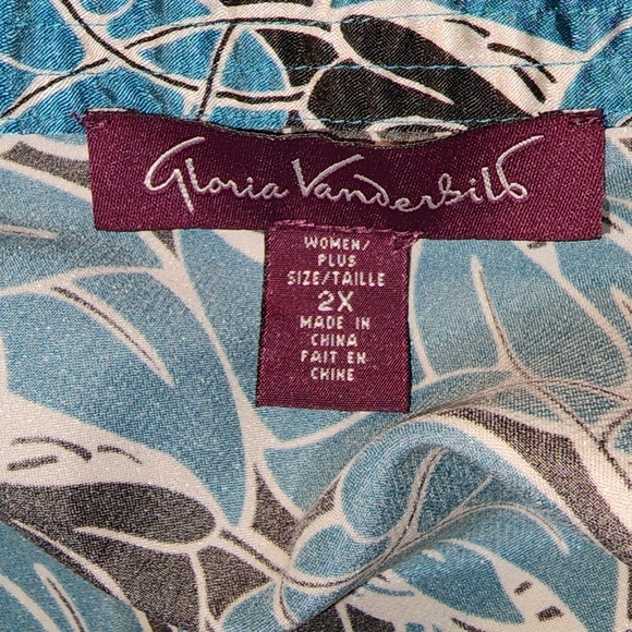 💥Sale💥Gloria Vanderbilt Tie Back blouse - Picture 8 of 8